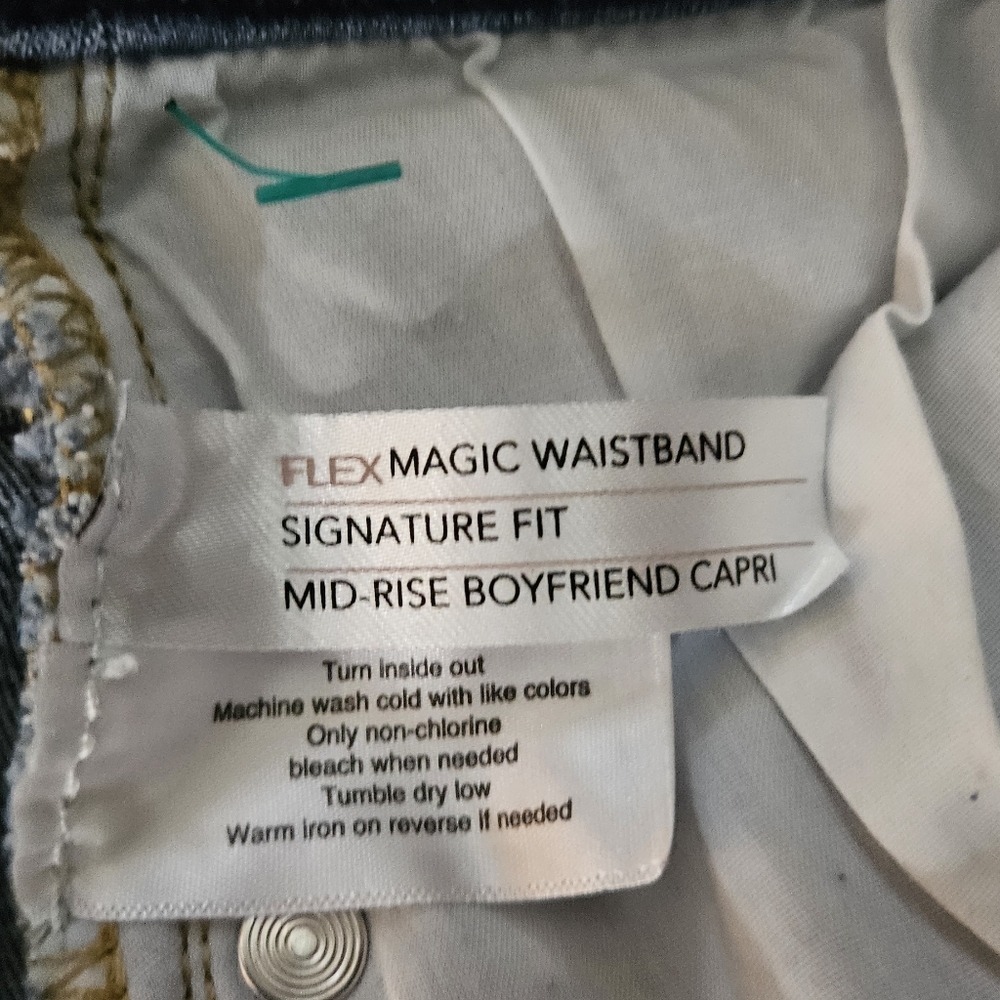 Lane Bryant Mid-Wash Cropped Jeans - Picture 4 of 9